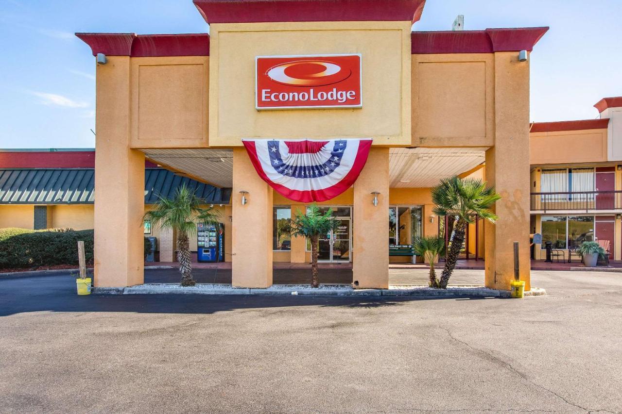 Econo Lodge Choice Hotels I 95 Savannah Gateway 24 Hour Fitness Center On Site Guest Laundry On Site Perkins Restaurant Exterior photo
